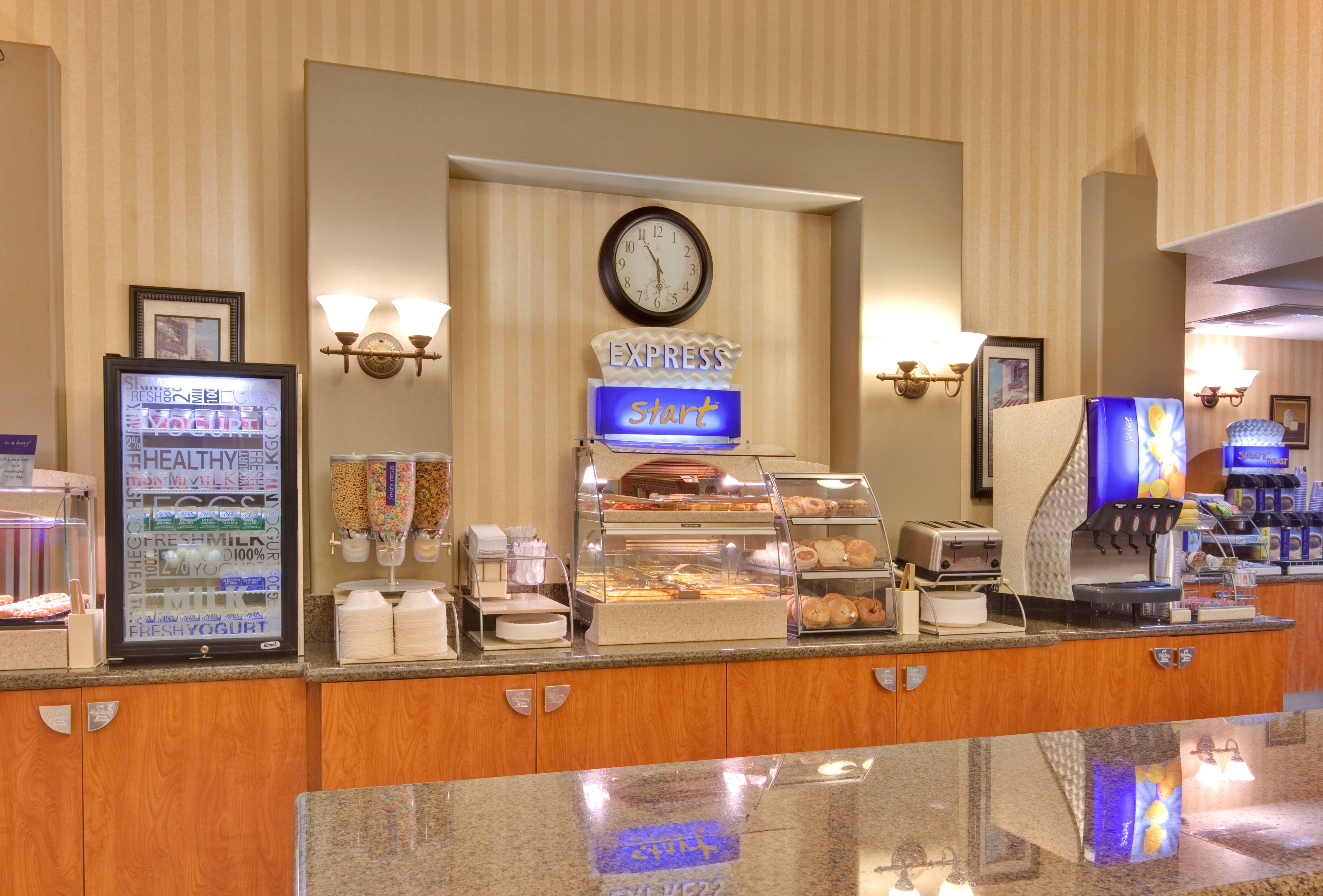 Holiday Inn Express Hotel & Suites Ontario Airport-Mills Mall By Ihg Rancho Cucamonga Exterior foto